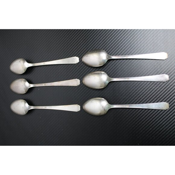 41 Pc. Flatware Set, Friendship by International Silver - WM Rogers & Son Stainl - Picture 8 of 12